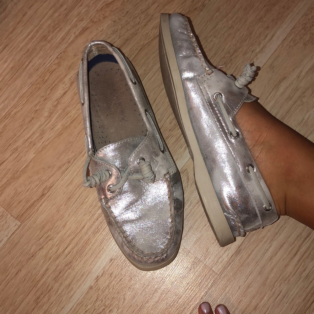 women’s silver worn sperry
